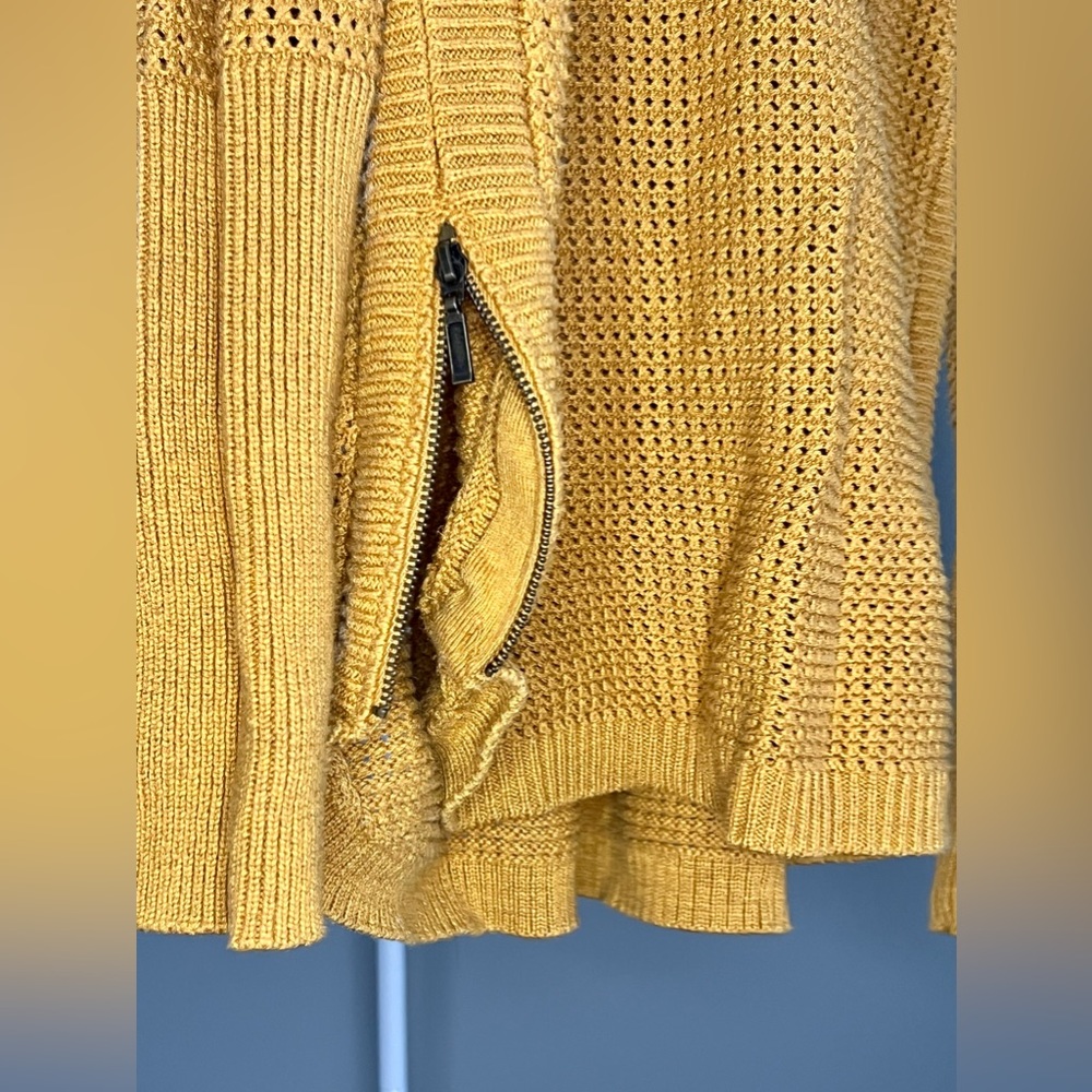 Fall sweater - Picture 4 of 9